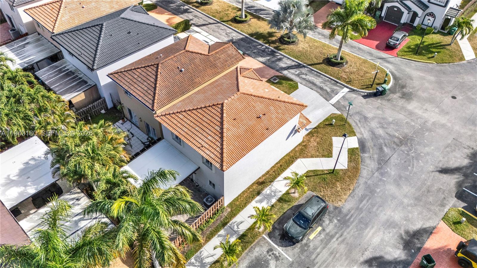 MONACO ESTATES AT KENDALL - Residential