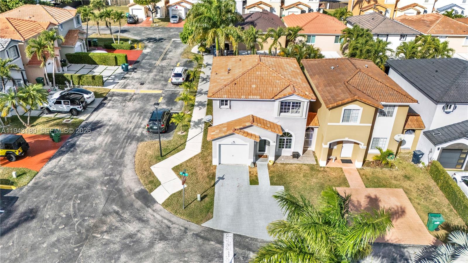 MONACO ESTATES AT KENDALL - Residential