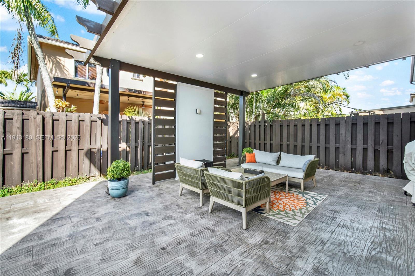 MONACO ESTATES AT KENDALL - Residential