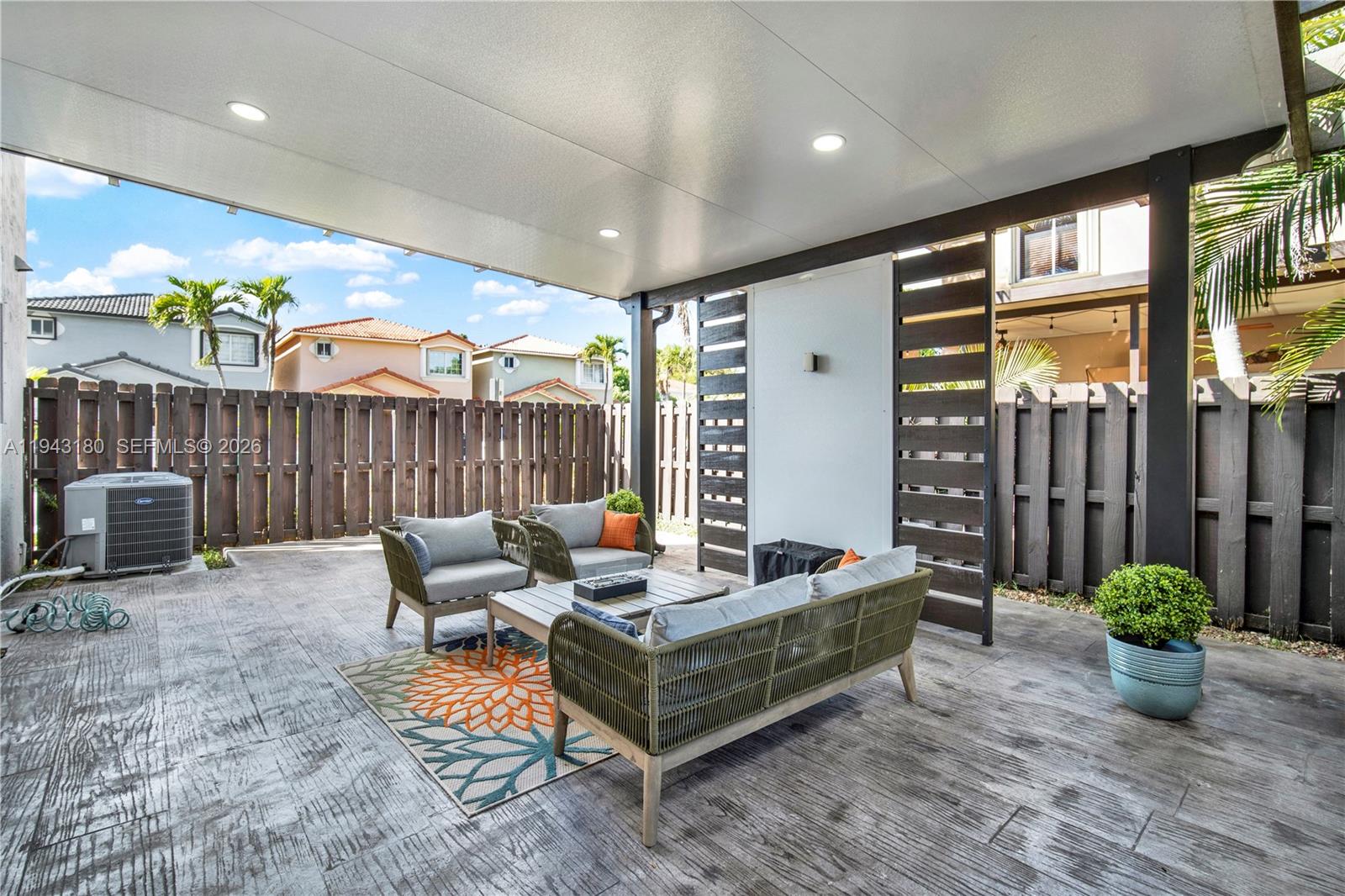 MONACO ESTATES AT KENDALL - Residential