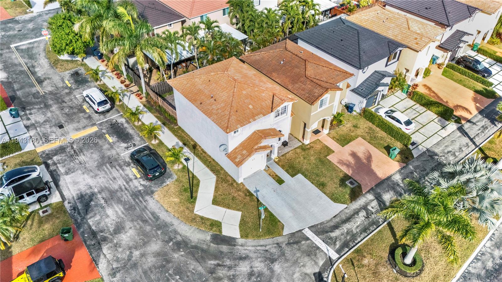 MONACO ESTATES AT KENDALL - Residential