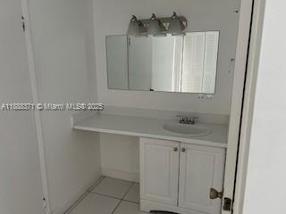 POINT SOUTH CONDO - Residential Lease
