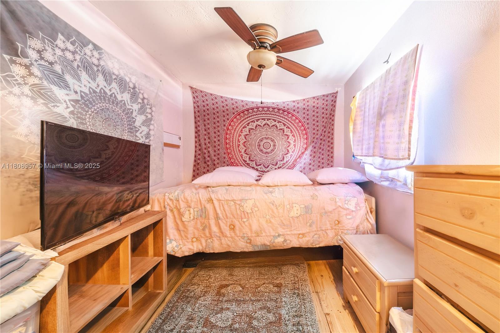 WESTON VILLAGE - Residential