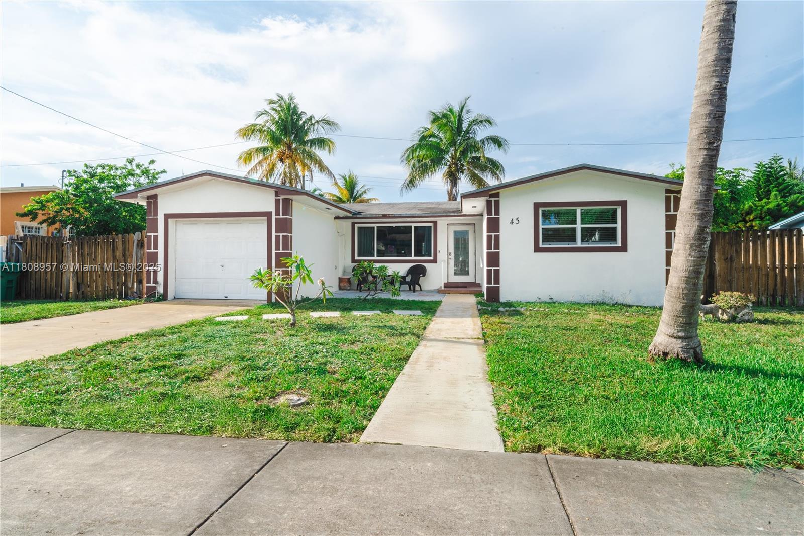 45 Nw 188th St, Miami Gardens, Broward County, Florida - 3 Bedrooms  
2 Bathrooms - 