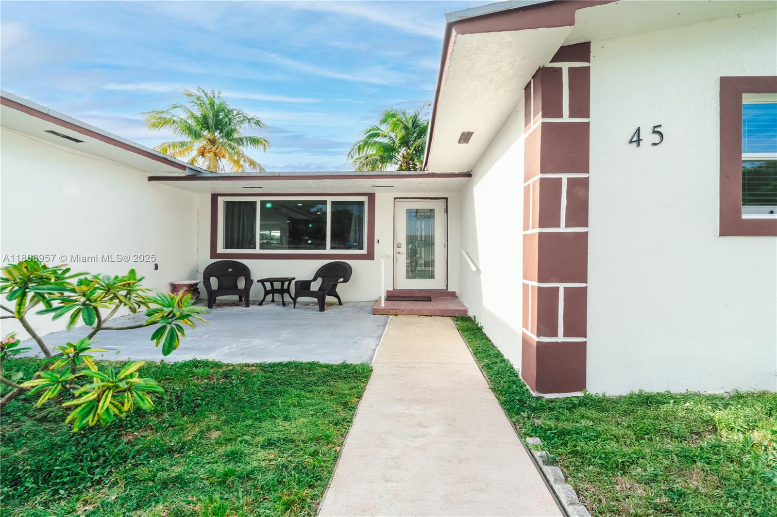 45 NW 188th St