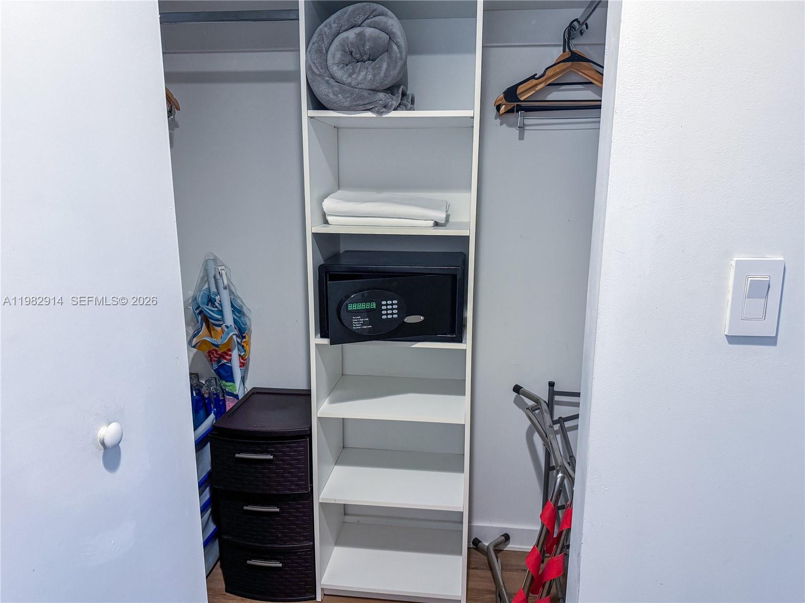 BEACHWALK CONDOMINIUM - Residential