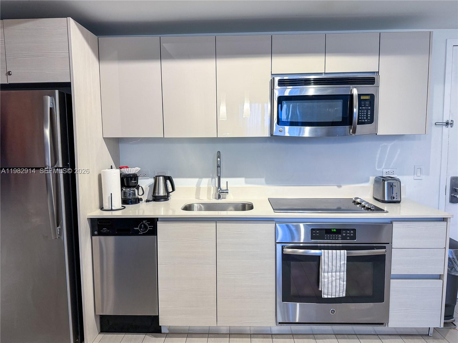 BEACHWALK CONDOMINIUM - Residential