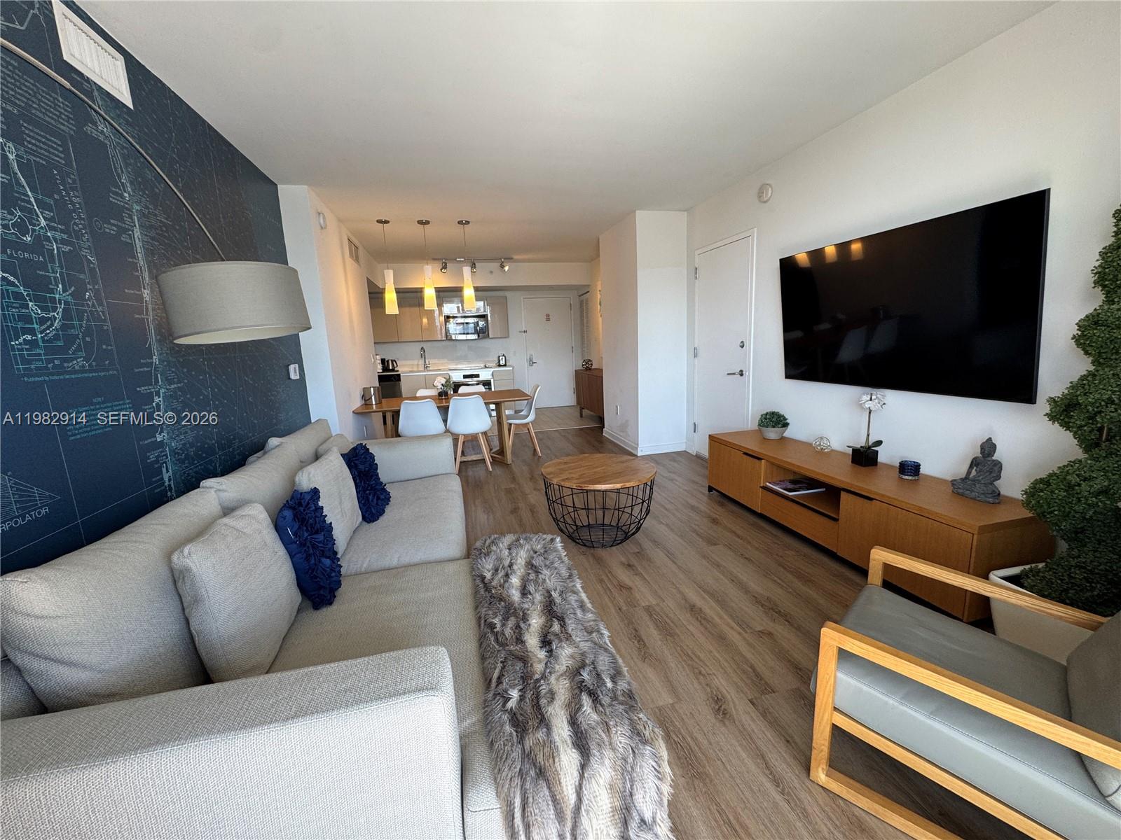 BEACHWALK CONDOMINIUM - Residential