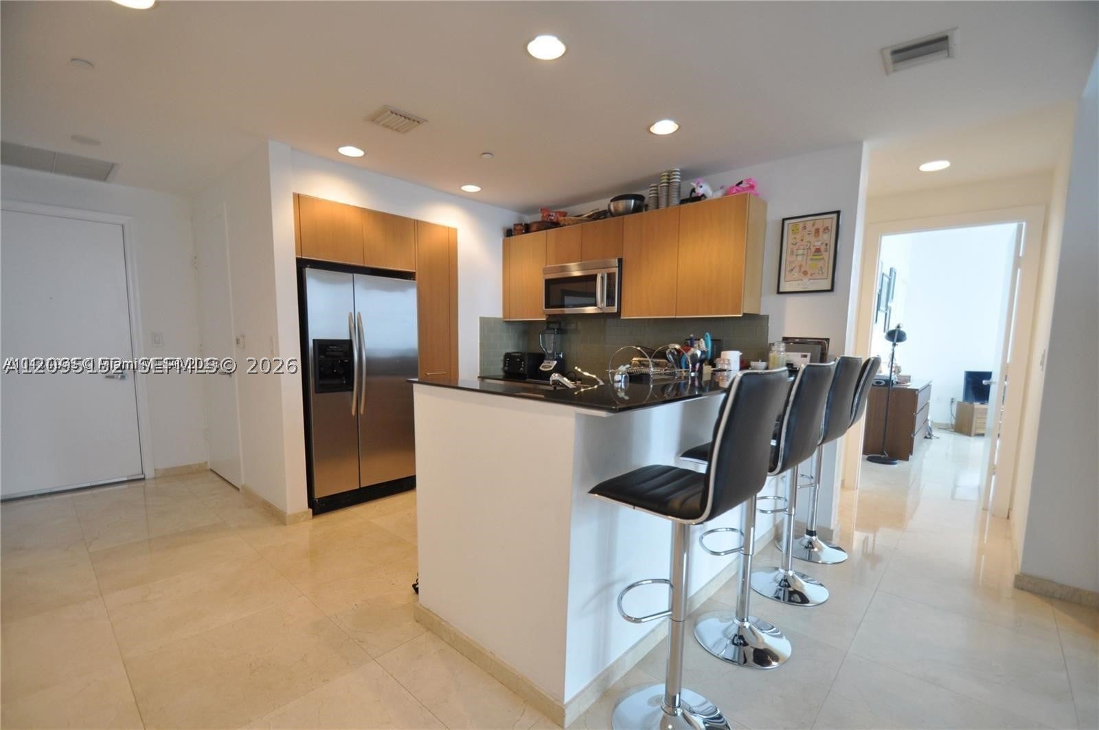 1060 Brickell Ave 3111