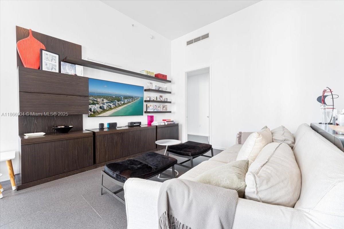 ASIA CONDO - Residential