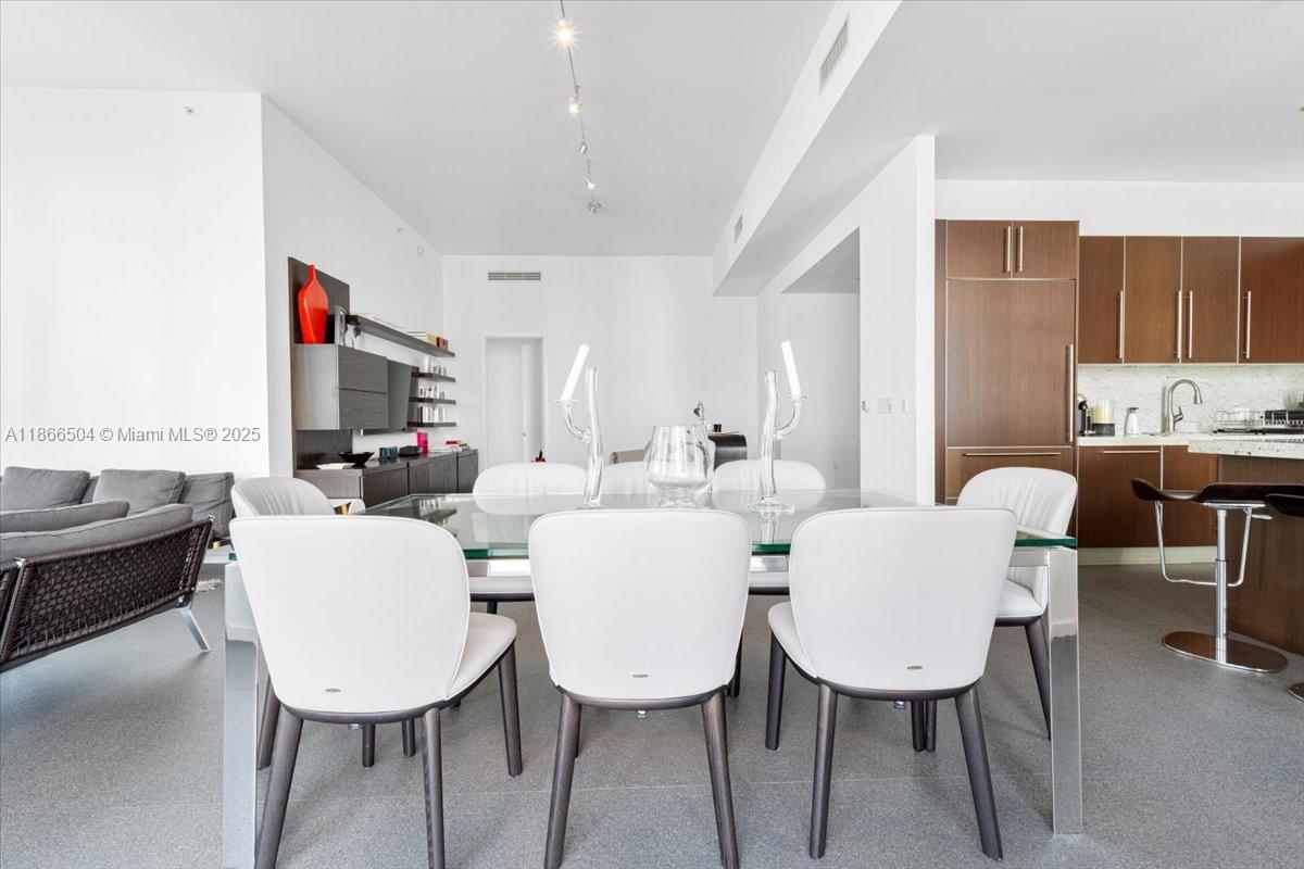 ASIA CONDO - Residential