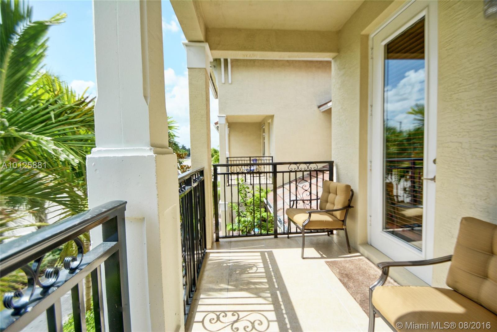 Paloma Lakes - Residential Lease