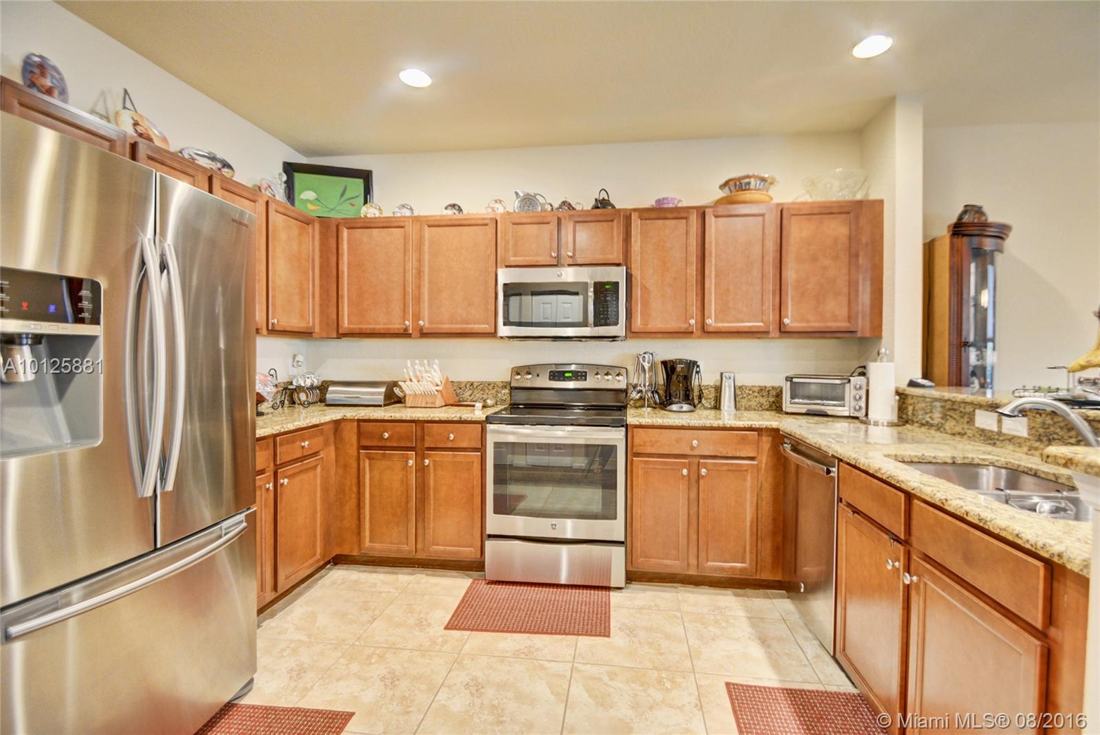 Paloma Lakes - Residential Lease