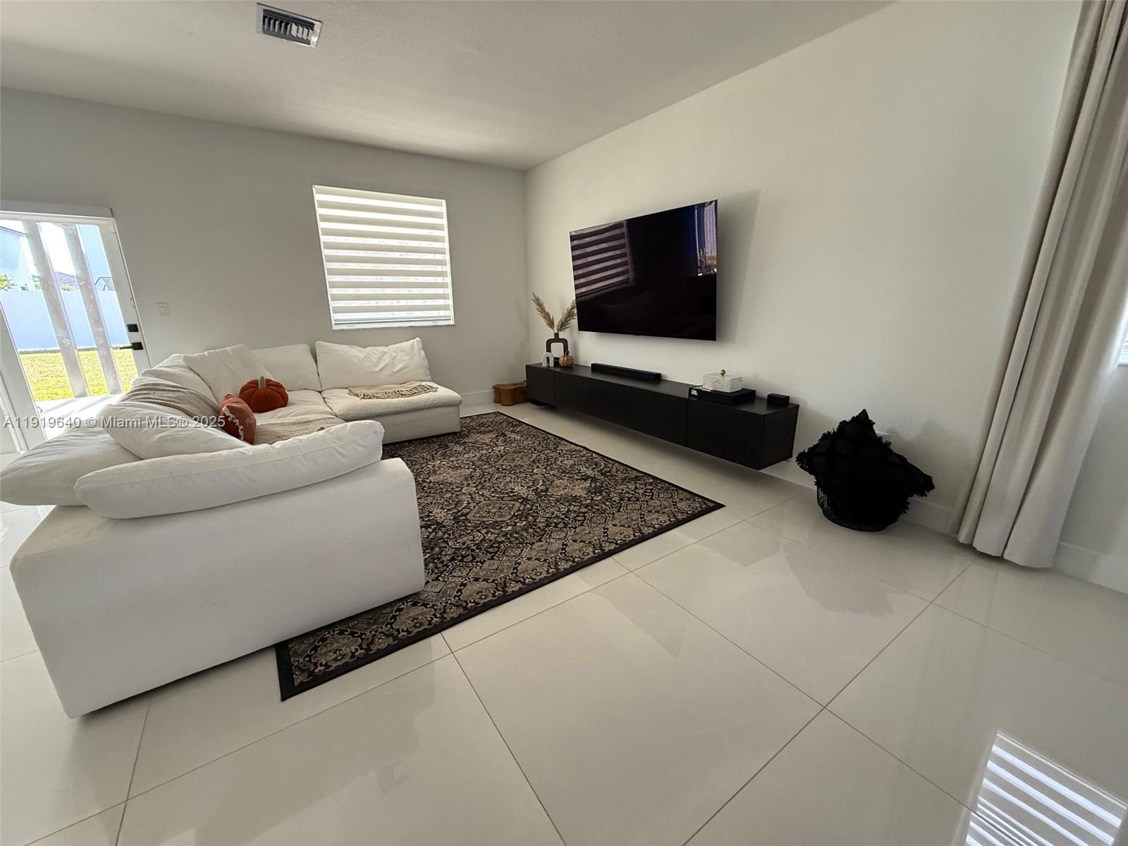 SIENA NORTH - Residential