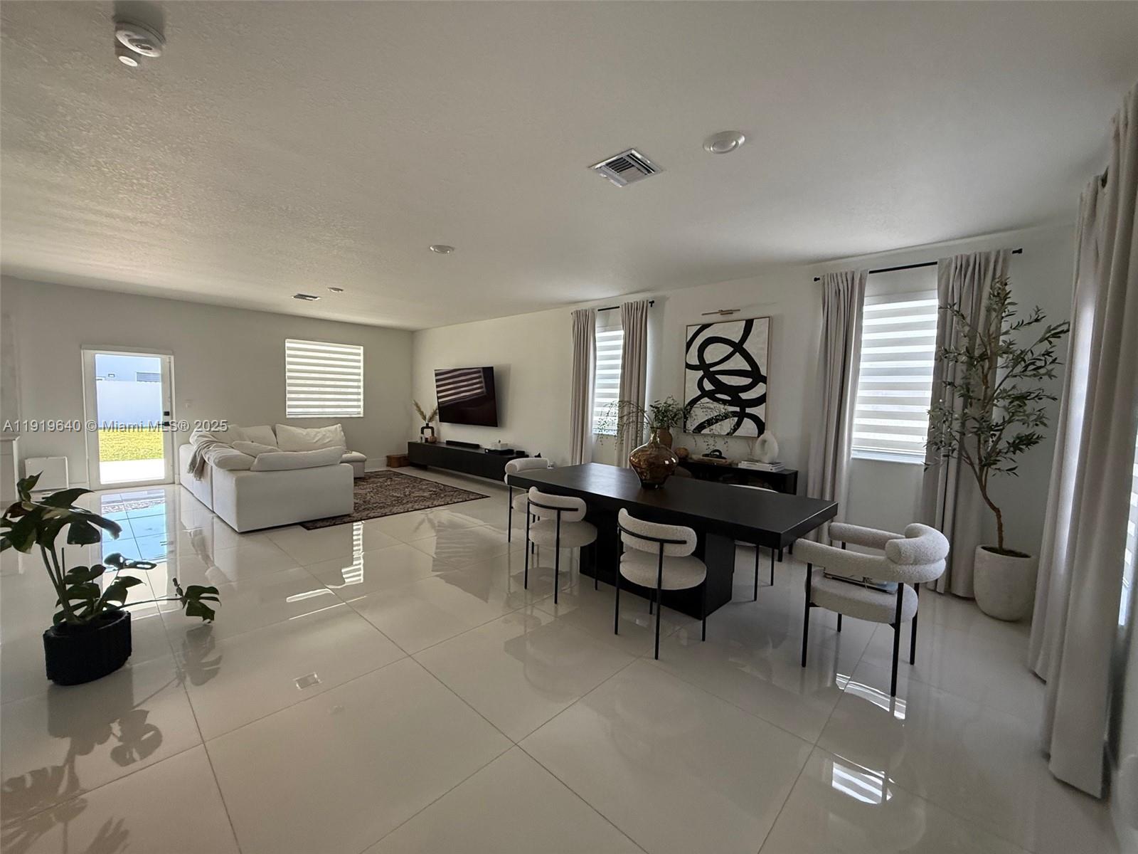 SIENA NORTH - Residential