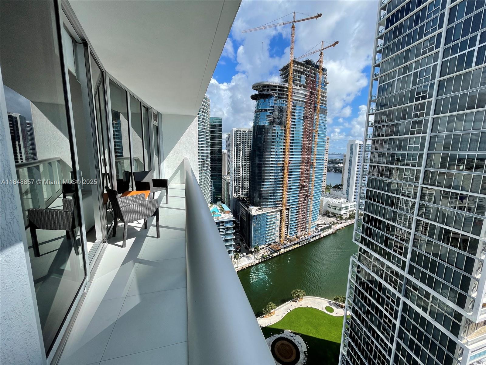 ICON BRICKELL CONDO NO 3 - Residential