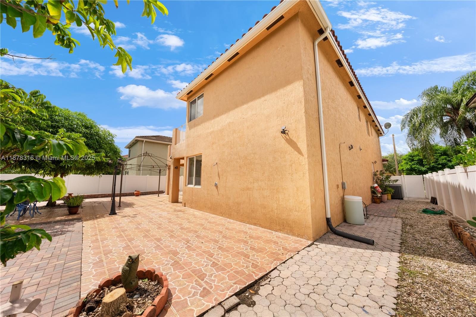 HEFTLER HOMES AT PEMBROKE - Residential