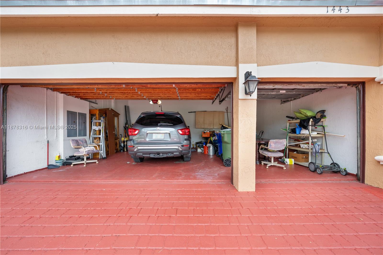 HEFTLER HOMES AT PEMBROKE - Residential