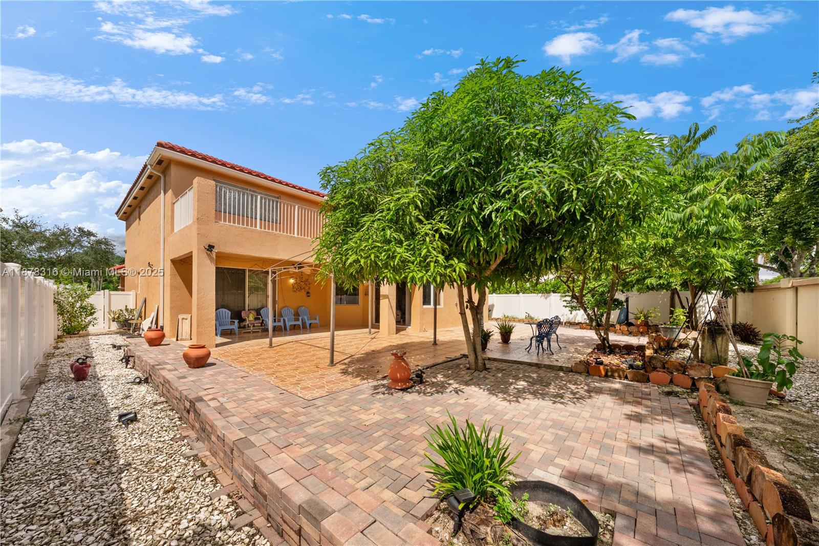 HEFTLER HOMES AT PEMBROKE - Residential