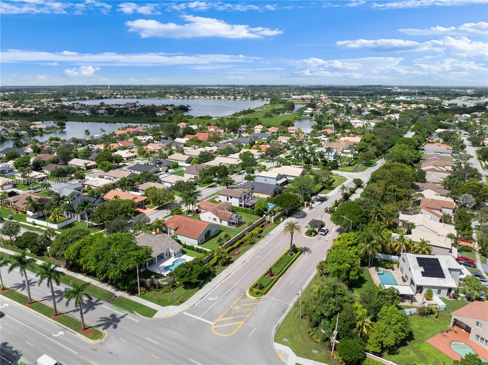 HEFTLER HOMES AT PEMBROKE - Residential