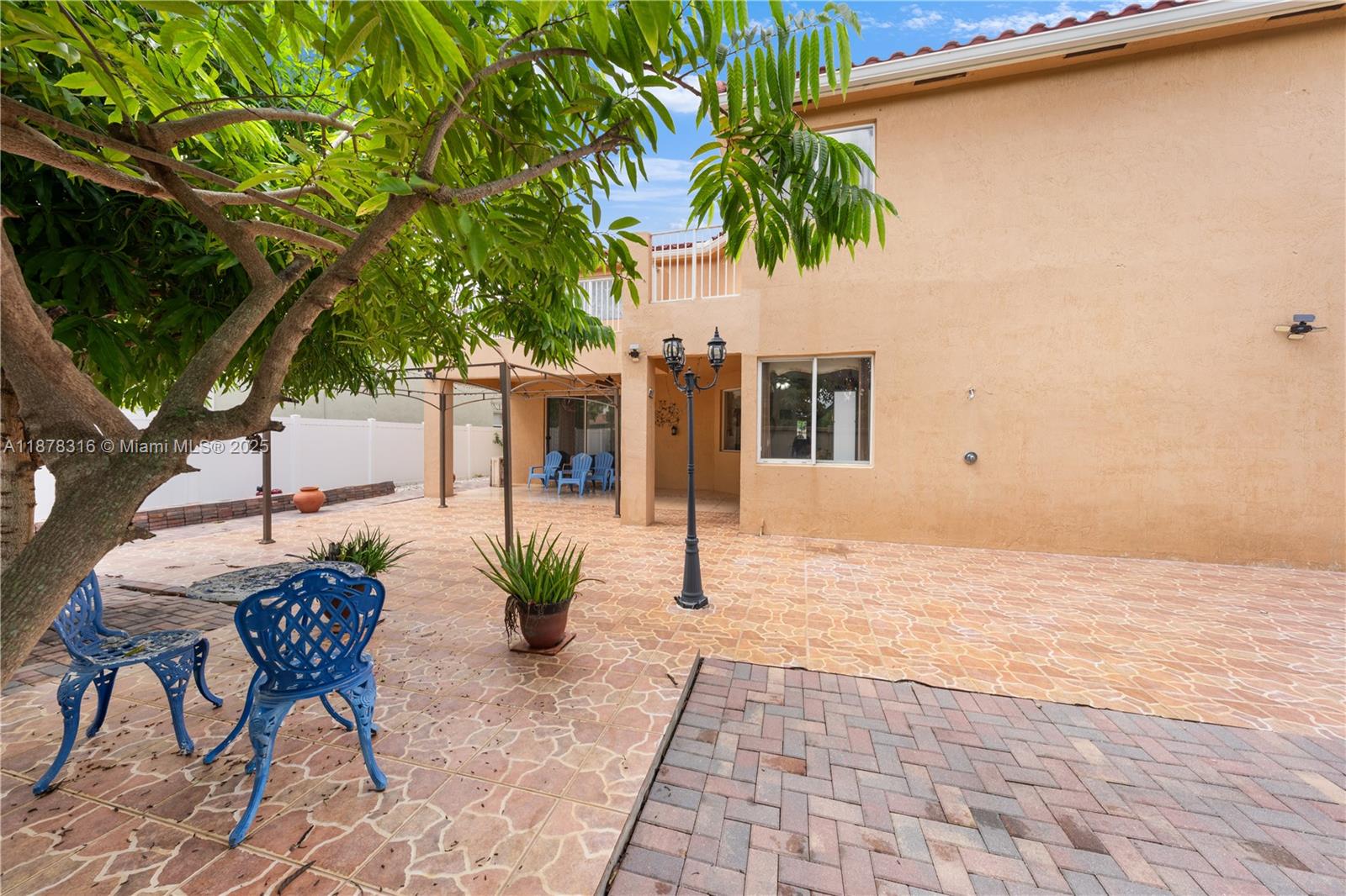 HEFTLER HOMES AT PEMBROKE - Residential