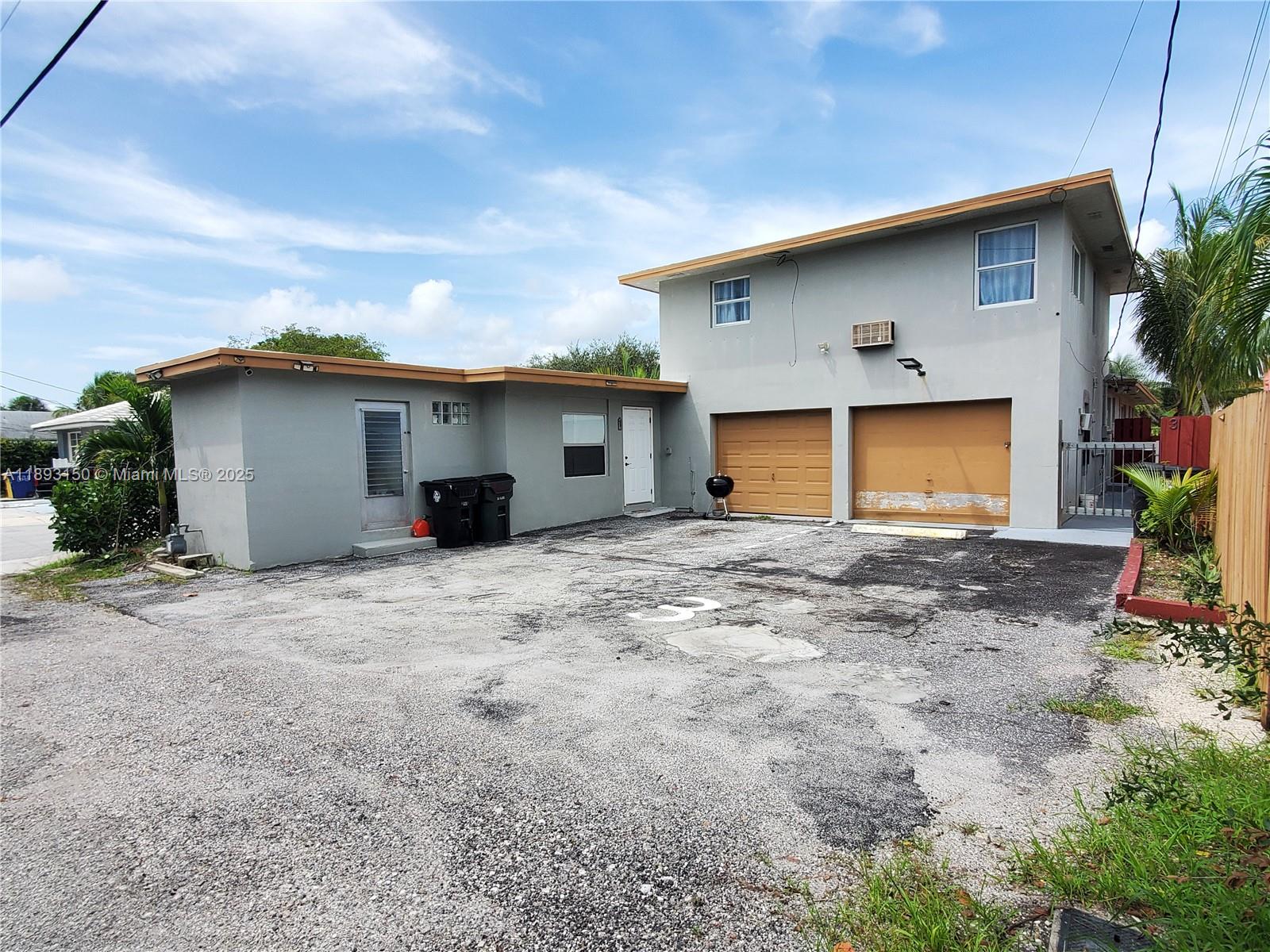 LAKE WORTH TOWN OF - Residential Income
