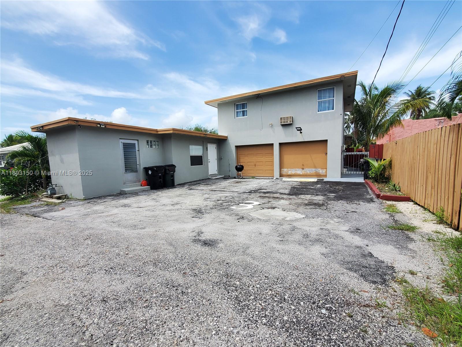 LAKE WORTH TOWN OF - Residential Income