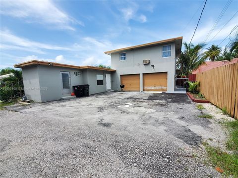 312 N 9th Ave N Lake Worth FL 33460