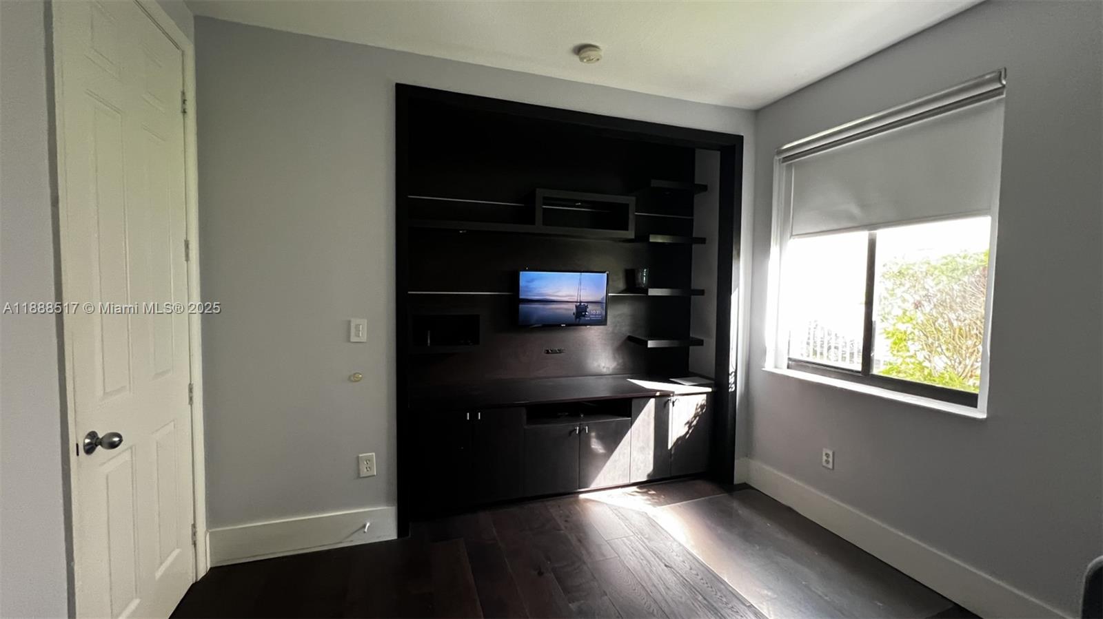 CUTLER CAY - Residential Lease