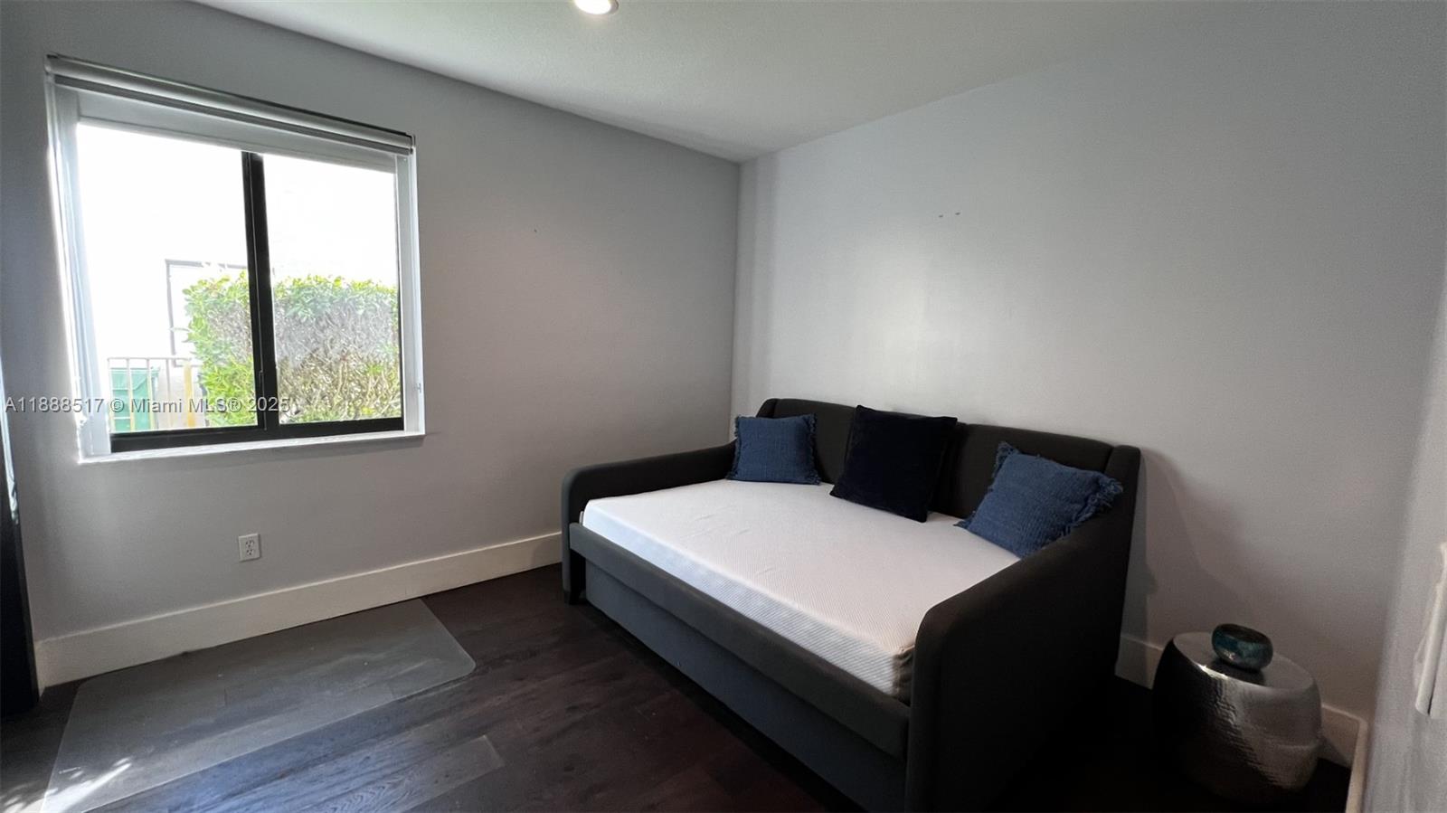 CUTLER CAY - Residential Lease