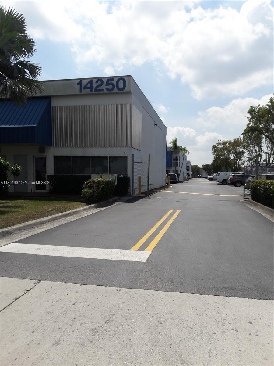 2,240 sq.ft. Combined Offices & High Ceiling Warehouse Space; Approx. 18 ft. Docking Door. 1st Floor: Ample Warehouse W/Own 1/2 Bathroom; Office Space Open Layout, 1/2 Bathroom & Kitchenette Area. 2nd Floor: Separate & Private Entrance to 3 Offices w/Full Bathroom. This Office/Warehouse Unit has 1 Full Bathroom Upstairs & 2 Half-Bathrooms Downstairs. Unit has Assigned Parking Space + Complex has Additional Guest Parking. Complex is Gated from Sundown to Sunset with 24/7 Access. Condo Assoc. will NOT Approve Type of Businesses with: -Retail Business, -Schools, -Gyms, -Worship Location, -Vehicle Sales, -Mechanics, -Tires, -Paint & Body Shops, -Food Processing, -Businesses that Use or Store Chemicals. Call Agent Directly for Showing Appointment or for More Information on this Property.