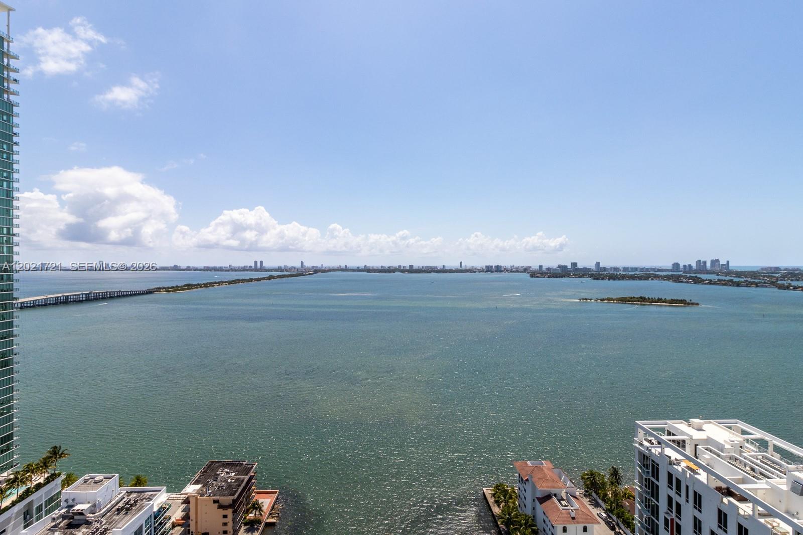 ICON BAY CONDOMINIUM - Residential