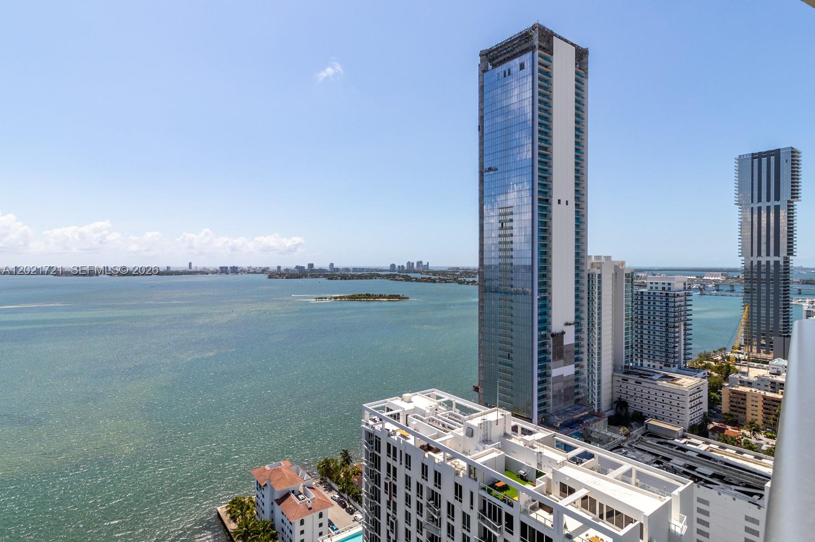 ICON BAY CONDOMINIUM - Residential
