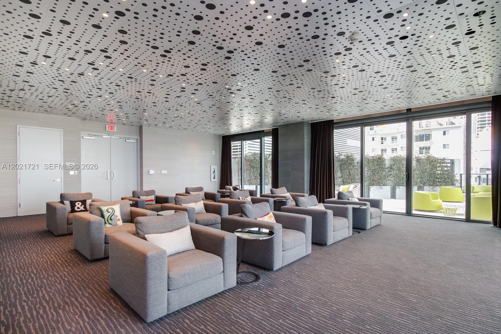 ICON BAY CONDOMINIUM - Residential