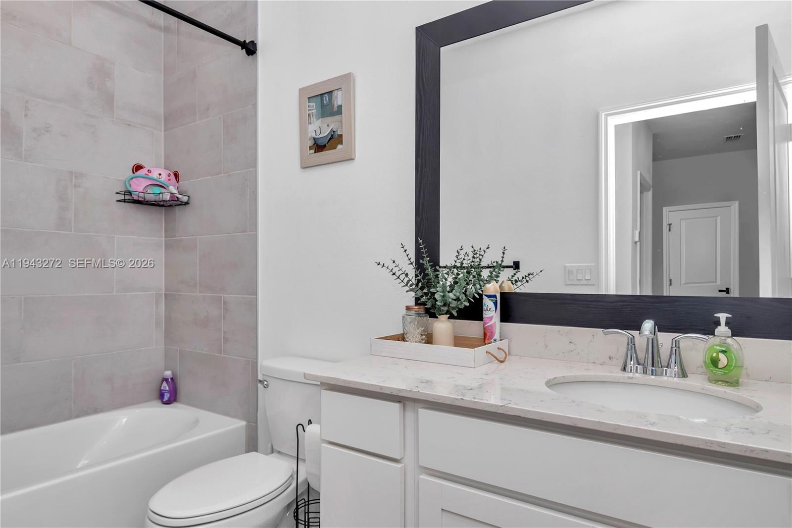 COUNTRY LANE ESTATES - Residential