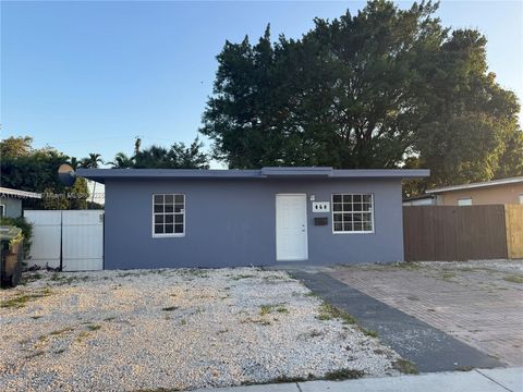650 E 49th St Hialeah FL 33013