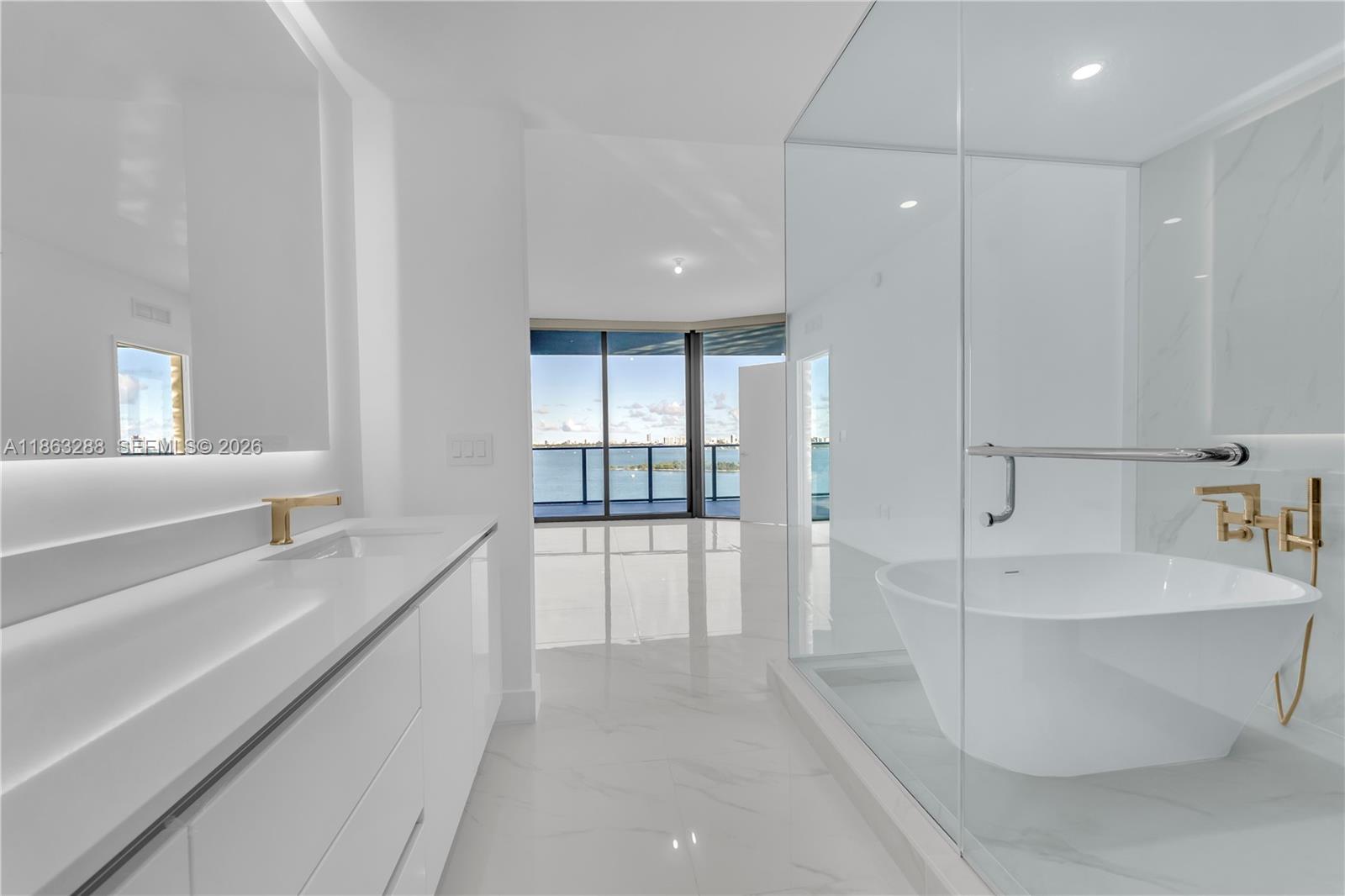 700 NE 24th Street 1407