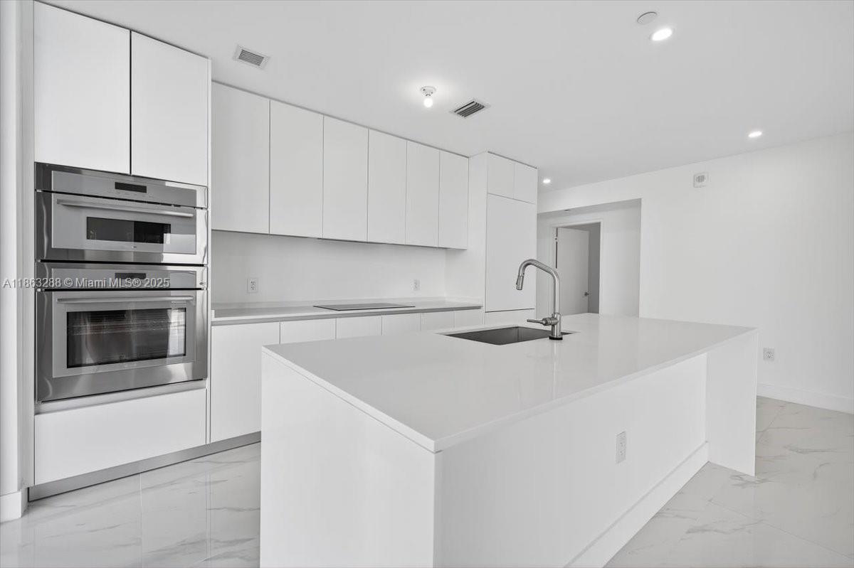 ARIA RESERVE - Residential