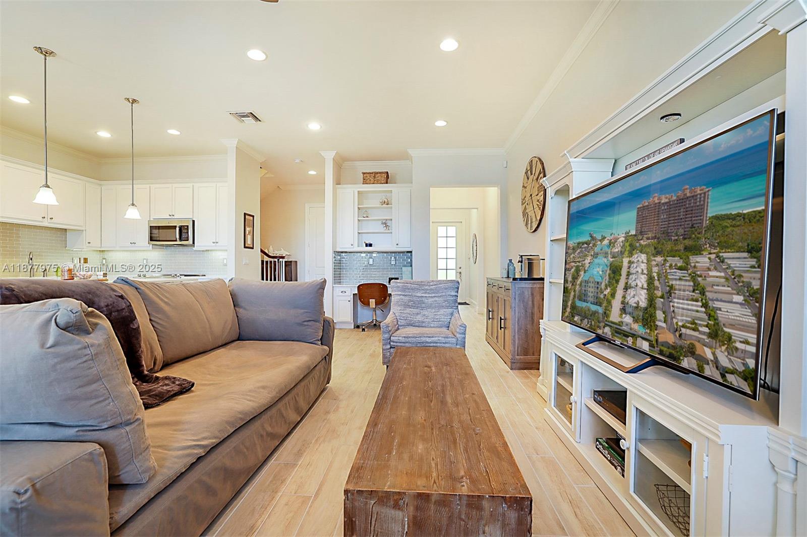 OCEAN BREEZE TOWNHOMES AT - Residential