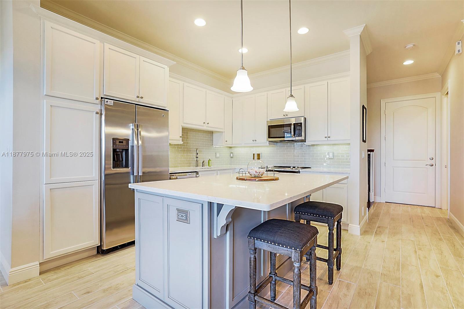 OCEAN BREEZE TOWNHOMES AT - Residential
