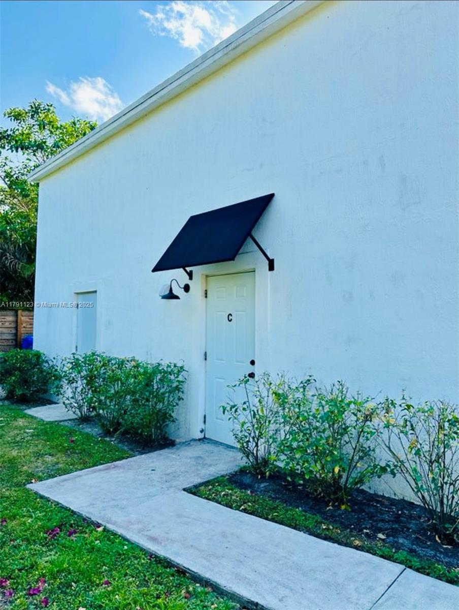 Rental Property at 564 Nw 51st St 3, Miami, Broward County, Florida - Bedrooms: 2 
Bathrooms: 1  - $2,200 MO.