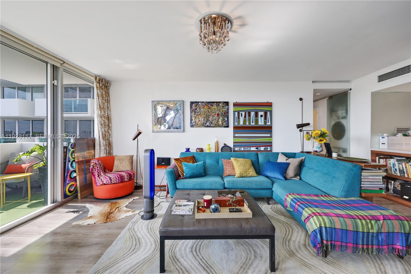 MIRADOR 1200 CONDO - Residential