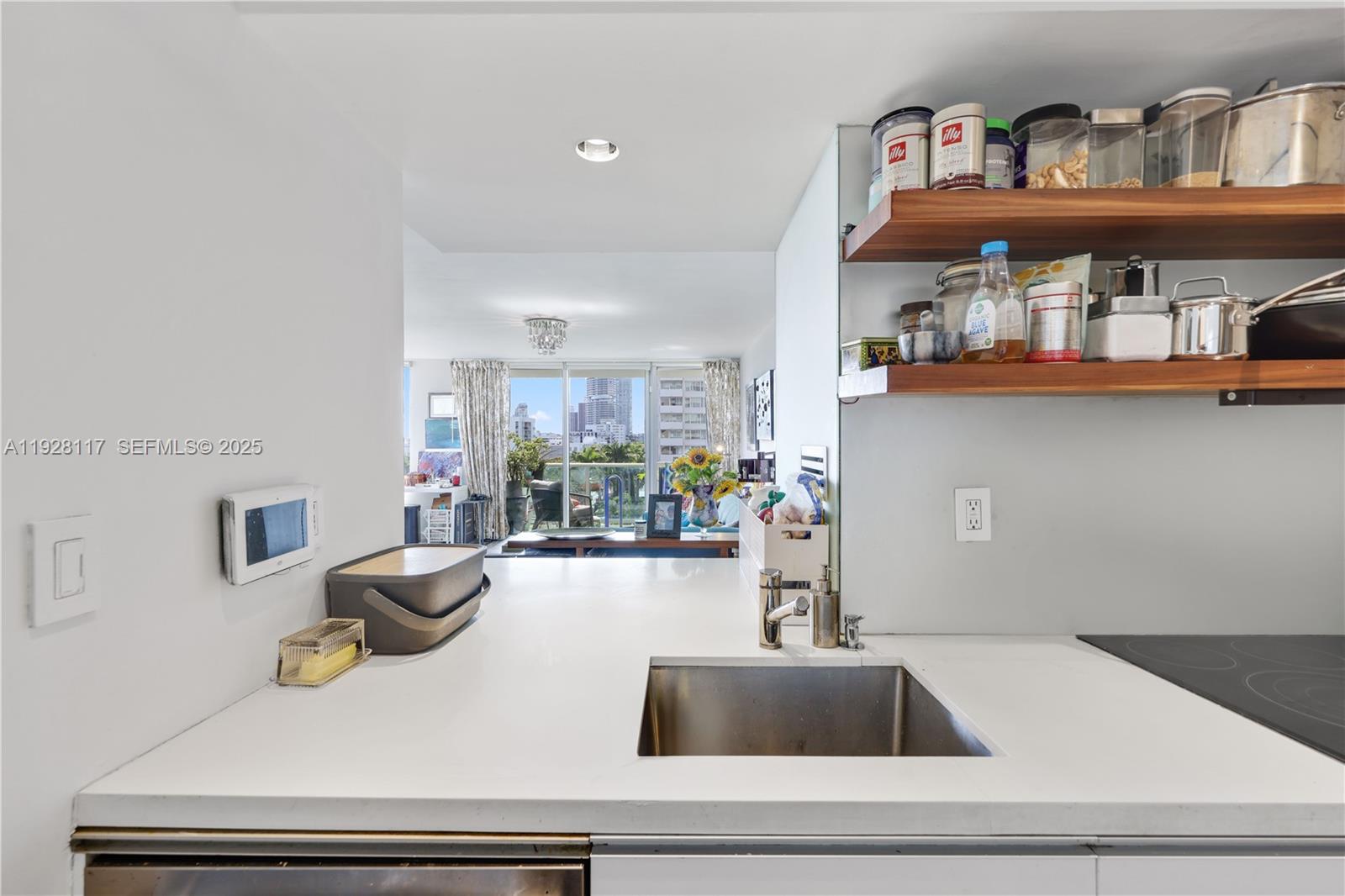 MIRADOR 1200 CONDO - Residential