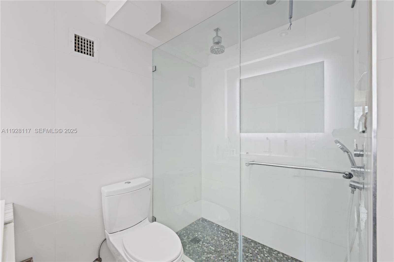 MIRADOR 1200 CONDO - Residential