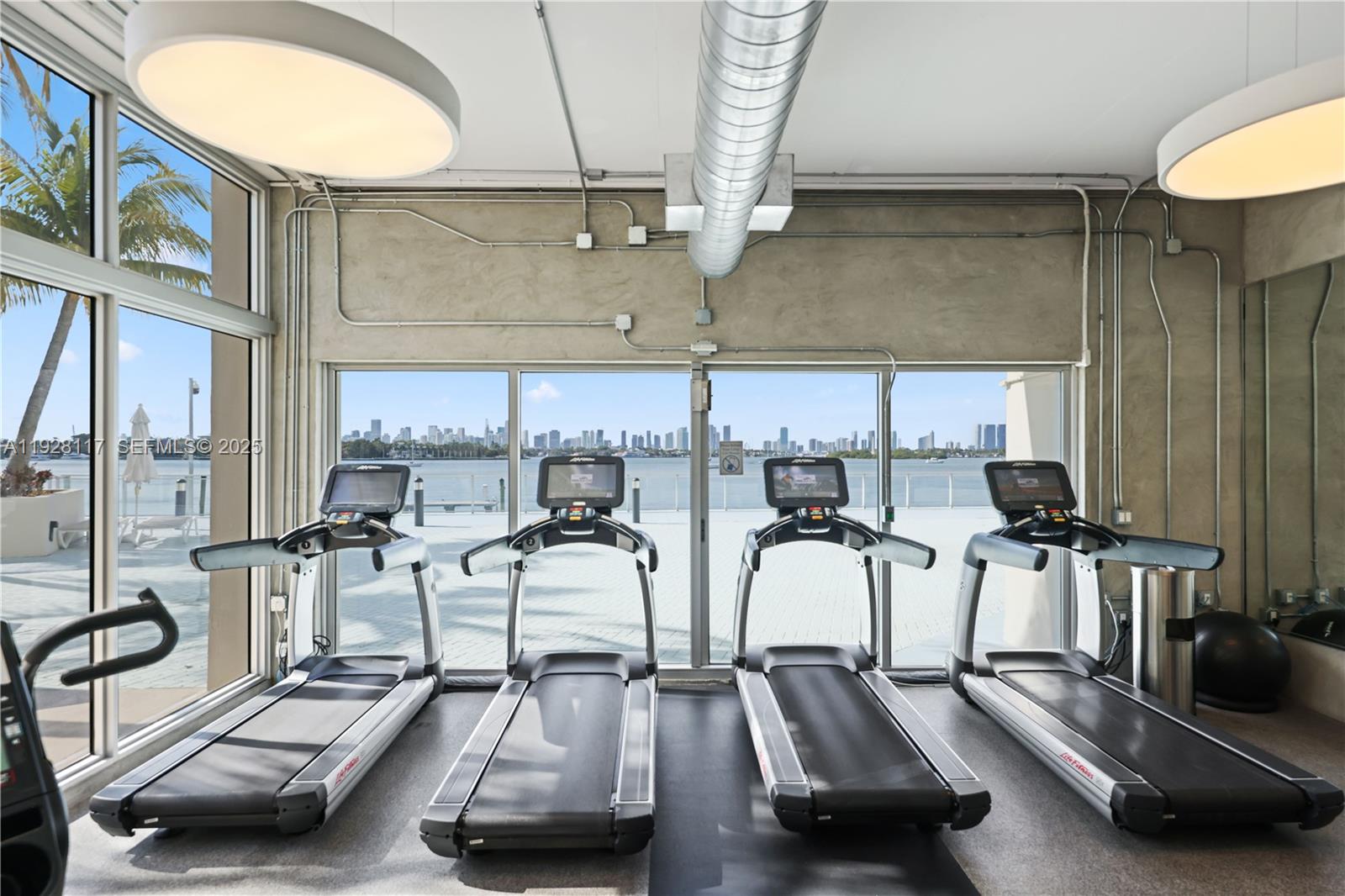 MIRADOR 1200 CONDO - Residential