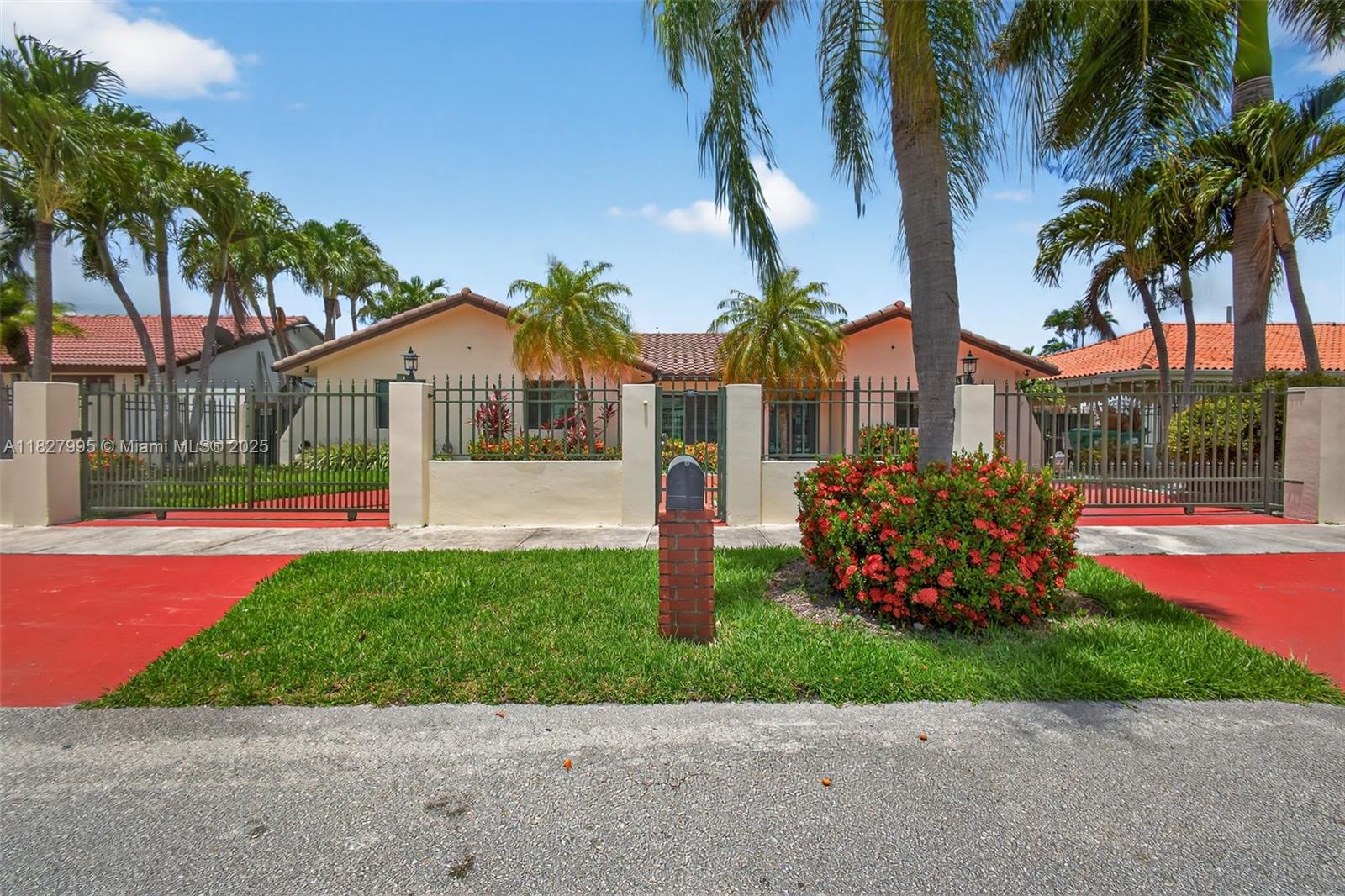 28 SW 136th Pl