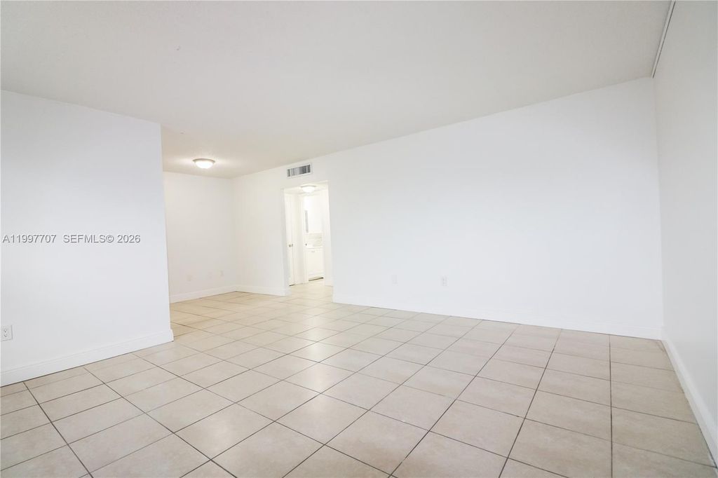 Photo of 400 NE 1st St #206, Hallandale Beach, FL 33009 (MLS # A11997707)