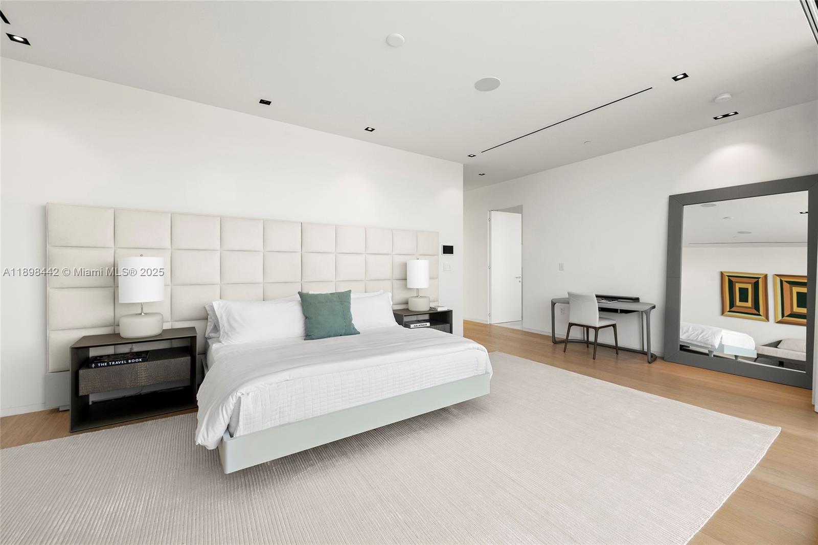 4701 NORTH MERIDIAN CONDO - Residential