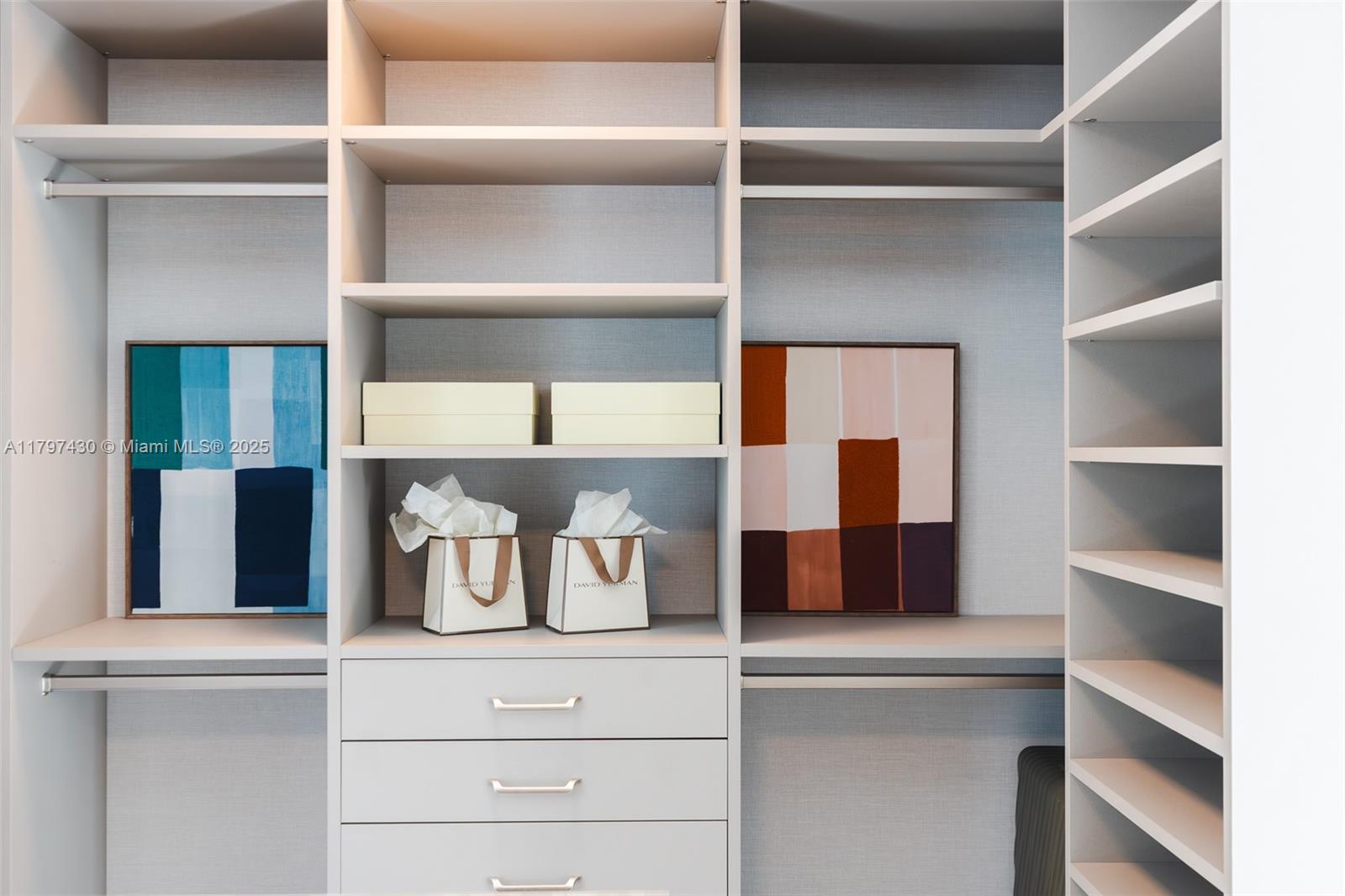 GRAN PARAISO CONDO - Residential Lease