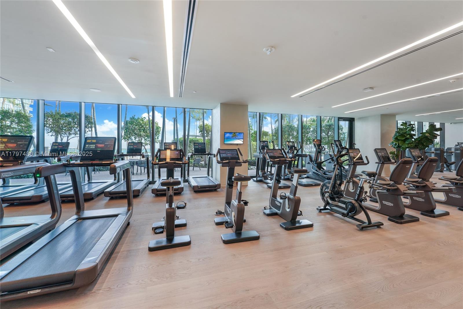 GRAN PARAISO CONDO - Residential Lease